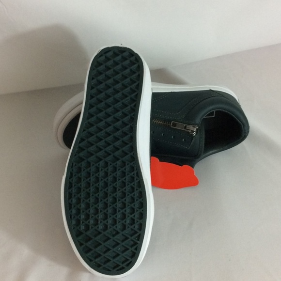 NWT Vans Old Skool Zip Unisex Sneakers - Picture 6 of 7